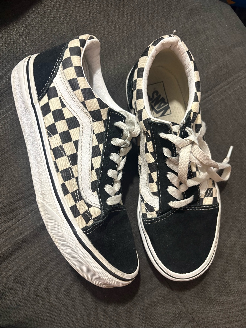 Vans Kids size 3.5 Classic Checkerboard Old Skool Sneakers - Black & Cream